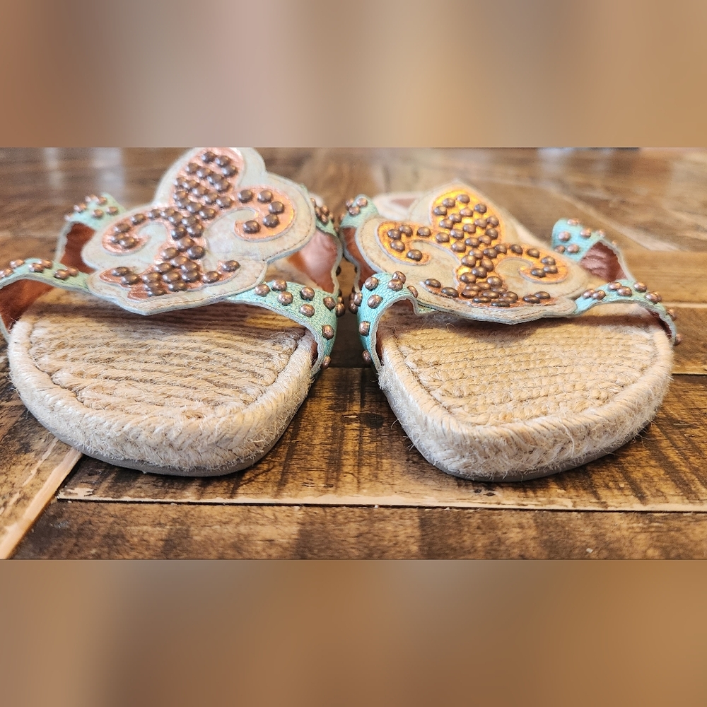 BRIDGET SHUSTER Leather Studded Esparadille Fluer De Lis Sandals Size 8 - Picture 3 of 10